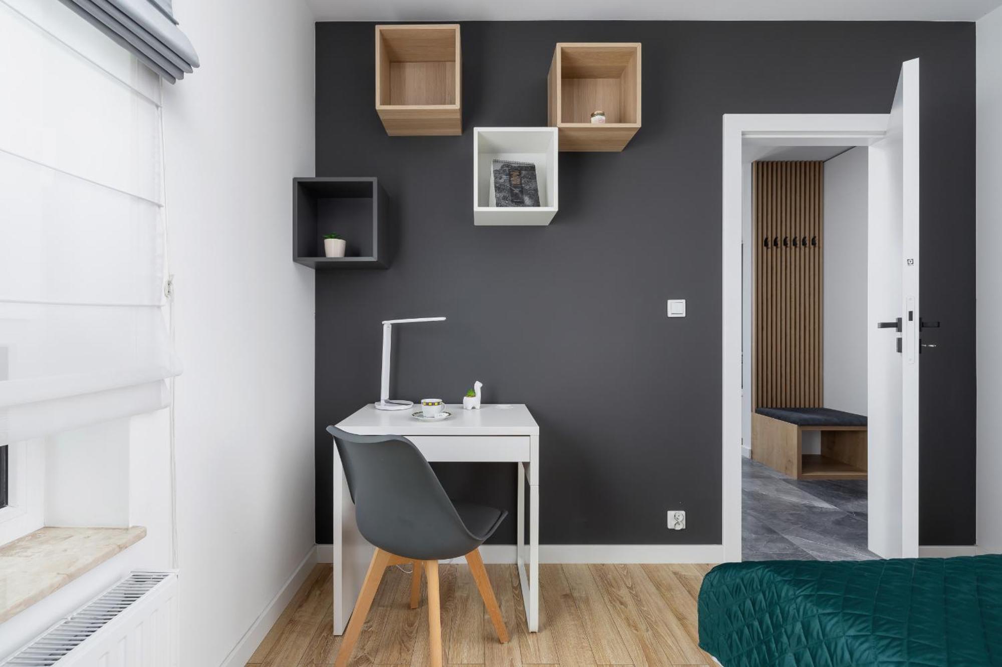 Elegant Apartment In Cracow With Balcony, Parking And Desk By Noclegi Renters Krakow Luaran gambar